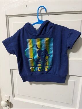 Kids Navy Blue Hooded Short Sleeve Sweatshirt with Colorful Mickey Graphic